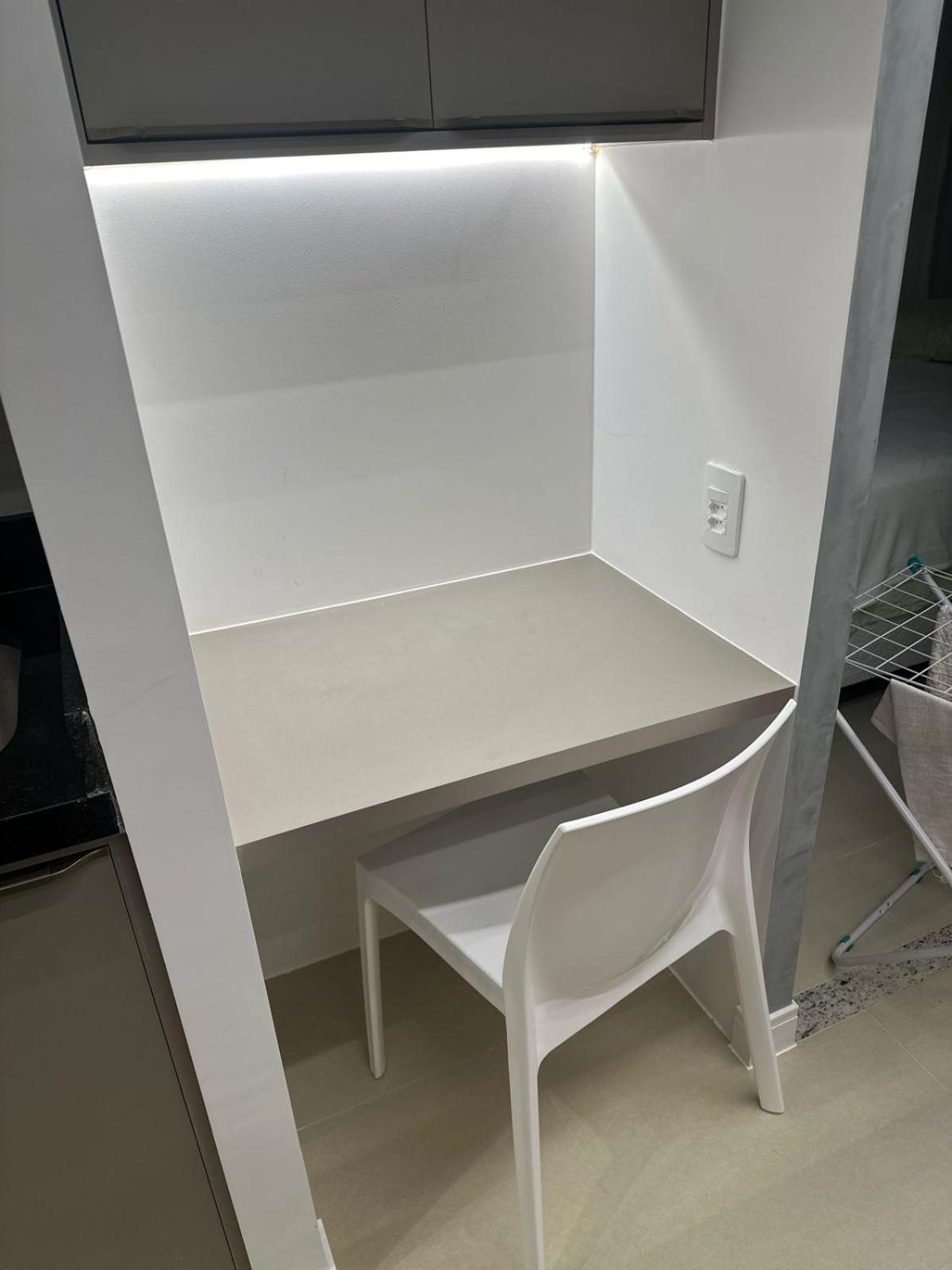 Lindo E Completo Em Apartment *